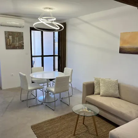 Apartments Porec Апартаменты *